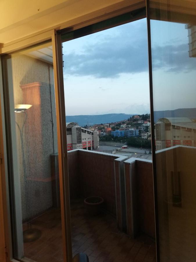 Nino E Issi Apartment Trieste Luaran gambar
