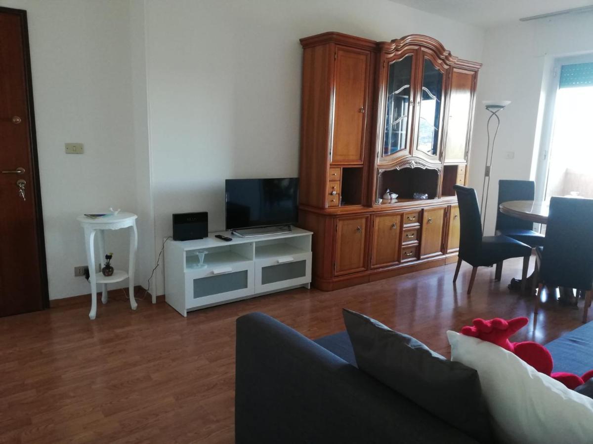 Nino E Issi Apartment Trieste Luaran gambar